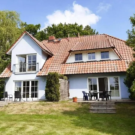 Blue House, Apartment Putbus